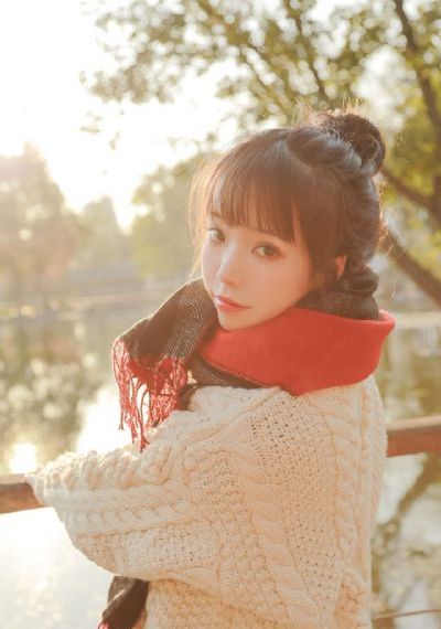 埃尔加她狼_BD英语在线播放